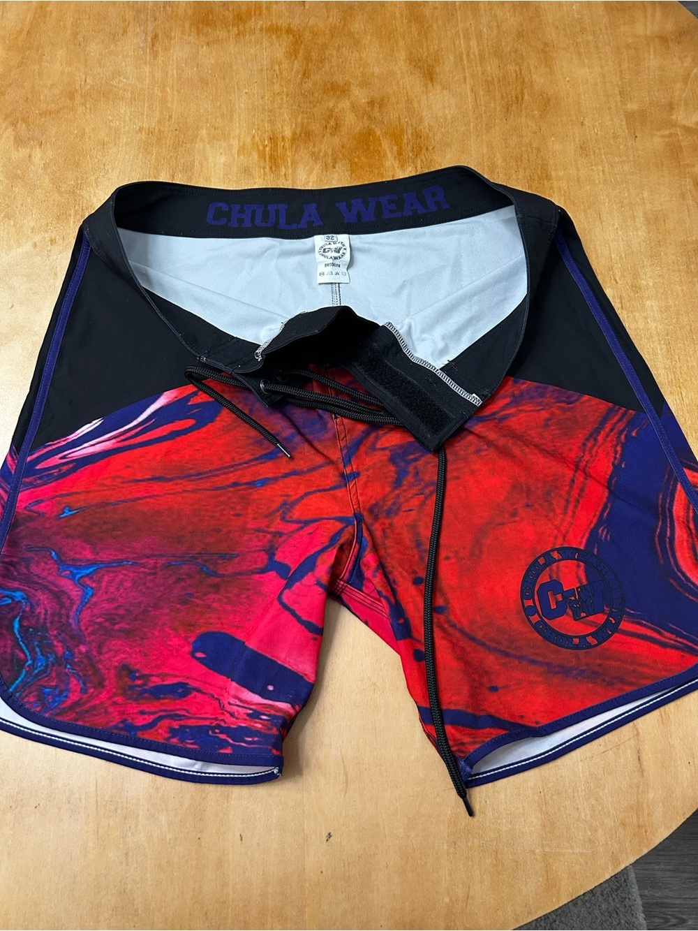 Chula Wear Mens Physique Stage Shorts Size 32 Red Blue Swirl Bodybuilding Board